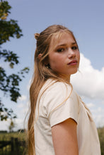 Afbeelding in Gallery-weergave laden, T-shirt Ravina
