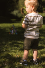 Afbeelding in Gallery-weergave laden, T-shirt Mads
