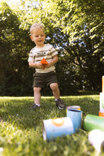 Afbeelding in Gallery-weergave laden, T-shirt Mads
