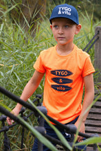 Afbeelding in Gallery-weergave laden, T-shirt James
