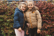 Afbeelding in Gallery-weergave laden, Coat Jara

